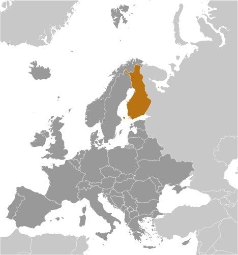 Finland: Northern Europe, bordering the Baltic Sea, Gulf of Bothnia, and Gulf of Finland, between Sweden and Russia Finland: Northern Europe, bordering the Baltic Sea, Gulf of Bothnia, and Gulf of Finland, between Sweden and Russia