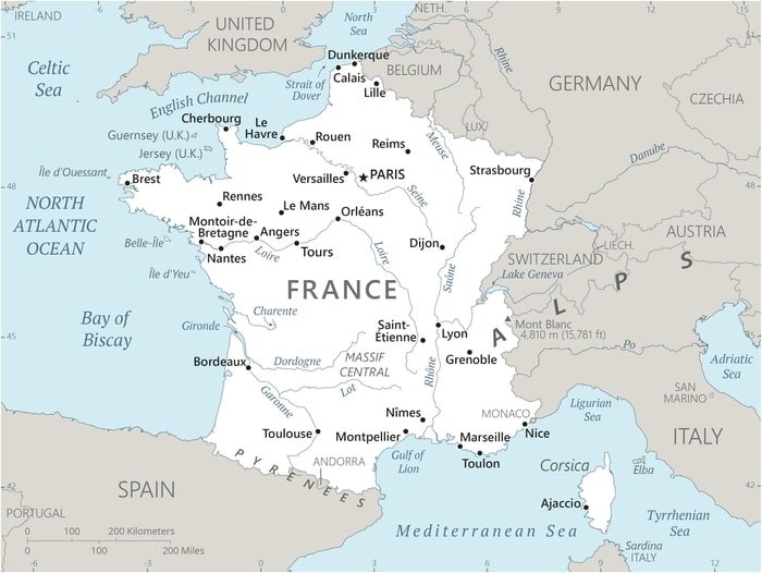 France: France map showing major cities as well as parts of surrounding countries and water bodies. France: France map showing major cities as well as parts of surrounding countries and water bodies.